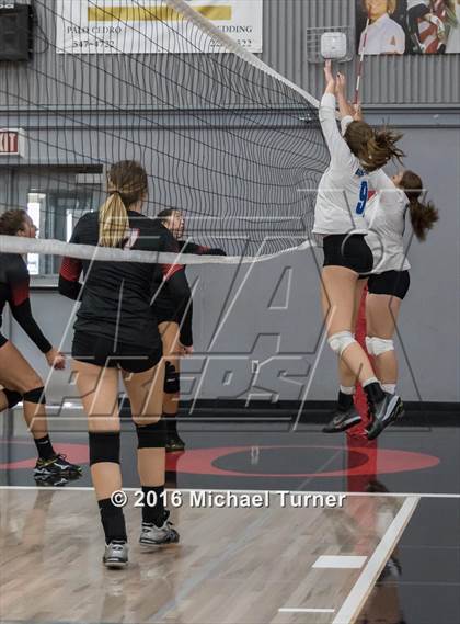 Thumbnail 1 in Grants Pass @ Foothill photogallery.