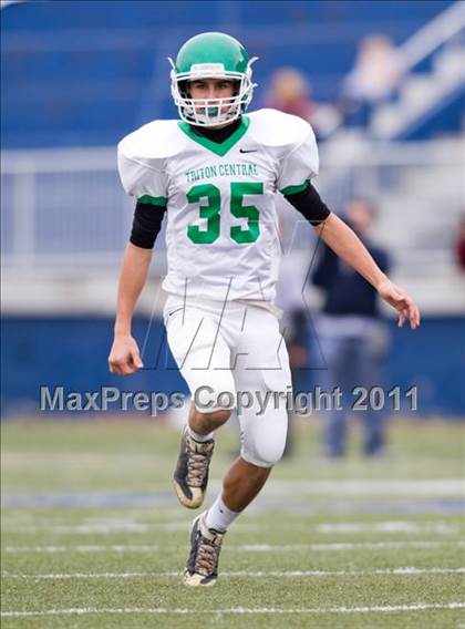 Thumbnail 3 in Triton Central vs. Mater Dei (IHSAA 2A Regional Playoff) photogallery.
