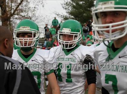 Thumbnail 3 in Triton Central vs. Mater Dei (IHSAA 2A Regional Playoff) photogallery.