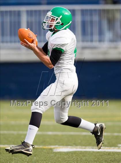 Thumbnail 2 in Triton Central vs. Mater Dei (IHSAA 2A Regional Playoff) photogallery.