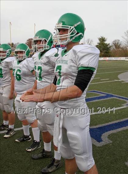 Thumbnail 3 in Triton Central vs. Mater Dei (IHSAA 2A Regional Playoff) photogallery.