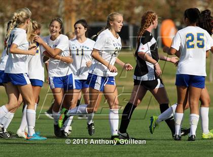 Thumbnail 3 in El Toro vs JSerra Catholic (OC Winter Showcase) photogallery.