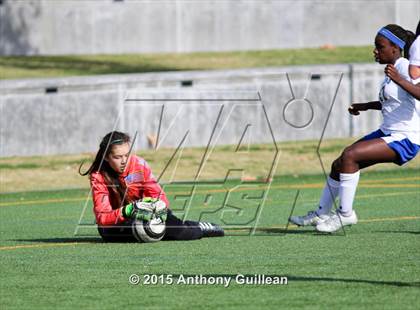 Thumbnail 3 in El Toro vs JSerra Catholic (OC Winter Showcase) photogallery.