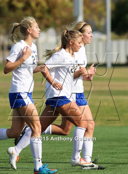 Thumbnail 1 in El Toro vs JSerra Catholic (OC Winter Showcase) photogallery.