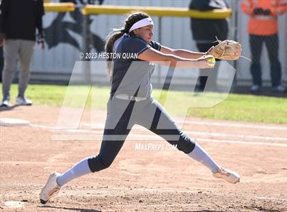 Thumbnail 1 in Villa Park @ Foothill photogallery.