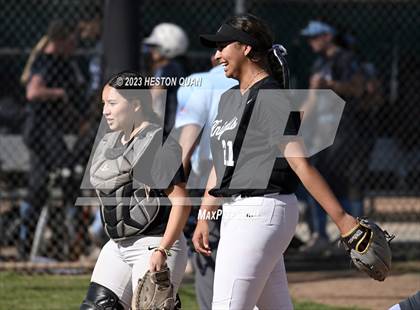 Thumbnail 1 in Villa Park @ Foothill photogallery.