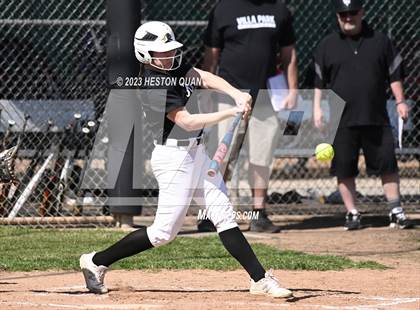 Thumbnail 3 in Villa Park @ Foothill photogallery.
