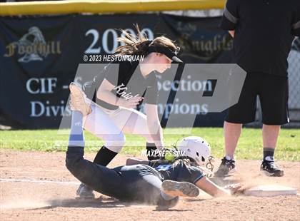 Thumbnail 1 in Villa Park @ Foothill photogallery.