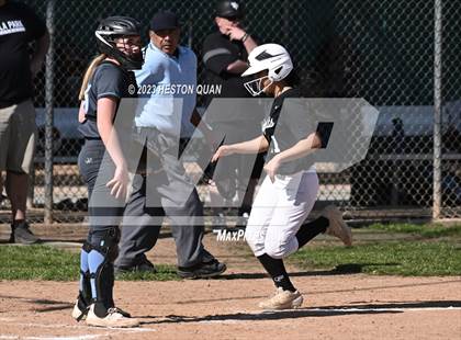 Thumbnail 1 in Villa Park @ Foothill photogallery.