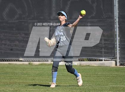 Thumbnail 1 in Villa Park @ Foothill photogallery.