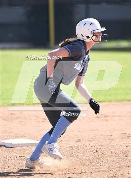 Thumbnail 3 in Villa Park @ Foothill photogallery.