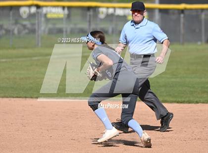 Thumbnail 1 in Villa Park @ Foothill photogallery.