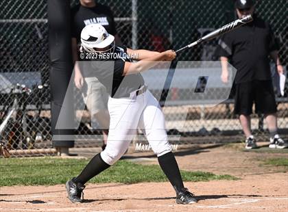 Thumbnail 2 in Villa Park @ Foothill photogallery.