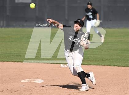 Thumbnail 1 in Villa Park @ Foothill photogallery.