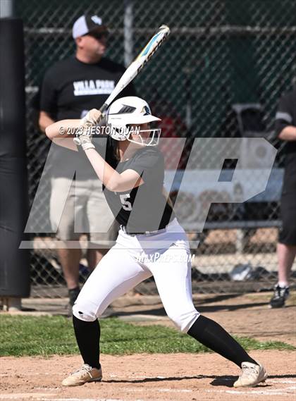 Thumbnail 1 in Villa Park @ Foothill photogallery.