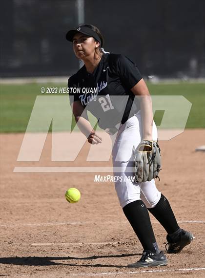 Thumbnail 1 in Villa Park @ Foothill photogallery.