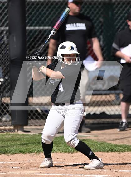 Thumbnail 1 in Villa Park @ Foothill photogallery.