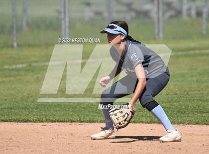 Thumbnail 1 in Villa Park @ Foothill photogallery.