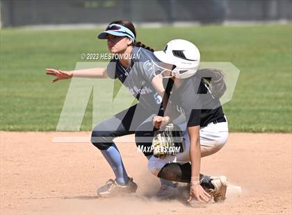 Thumbnail 1 in Villa Park @ Foothill photogallery.