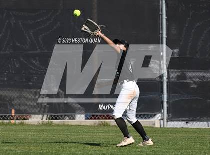 Thumbnail 3 in Villa Park @ Foothill photogallery.