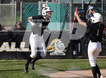 Thumbnail 2 in Villa Park @ Foothill photogallery.