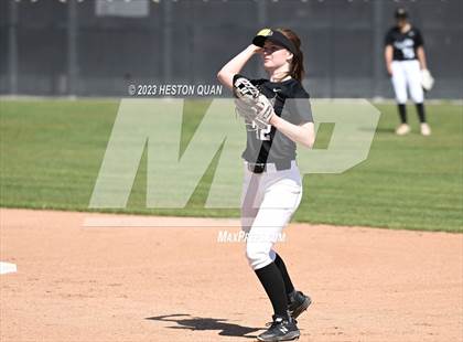 Thumbnail 2 in Villa Park @ Foothill photogallery.