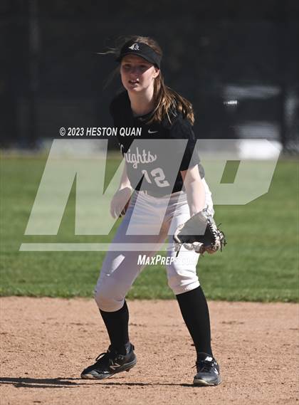 Thumbnail 3 in Villa Park @ Foothill photogallery.