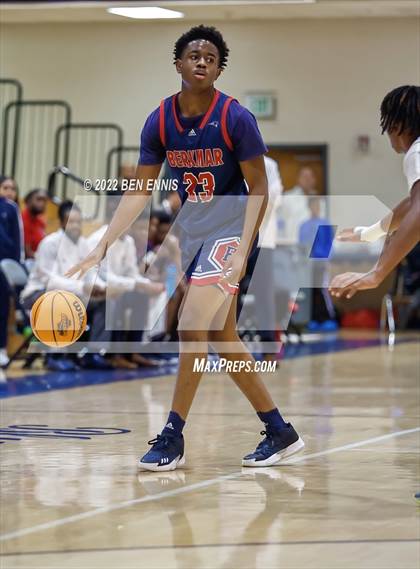 Thumbnail 1 in Berkmar vs Grayson (Hawks-Naismith Holiday Classic) photogallery.