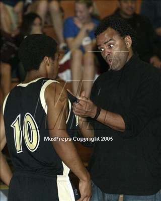 Thumbnail 2 in Calvary Chapel Downey vs. Kilpatrick photogallery.