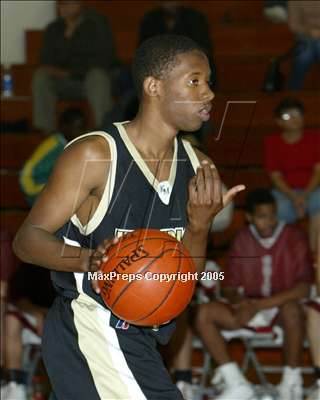 Thumbnail 2 in Calvary Chapel Downey vs. Kilpatrick photogallery.