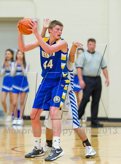 Thumbnail 3 in Alamo Heights vs. Lanier (Regional Quarterfinal) photogallery.