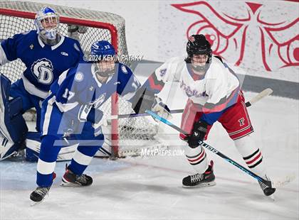 Thumbnail 3 in Darien @ Warde/Ludlowe photogallery.