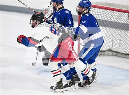 Thumbnail 3 in Darien @ Warde/Ludlowe photogallery.