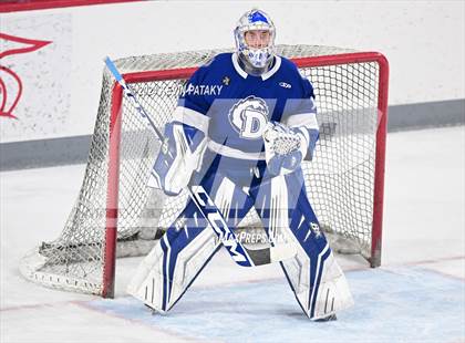 Thumbnail 1 in Darien @ Warde/Ludlowe photogallery.
