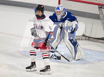 Thumbnail 3 in Darien @ Warde/Ludlowe photogallery.