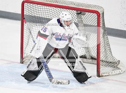 Thumbnail 1 in Darien @ Warde/Ludlowe photogallery.