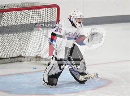Thumbnail 1 in Darien @ Warde/Ludlowe photogallery.