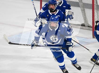 Thumbnail 2 in Darien @ Warde/Ludlowe photogallery.