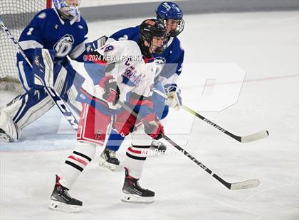 Thumbnail 3 in Darien @ Warde/Ludlowe photogallery.