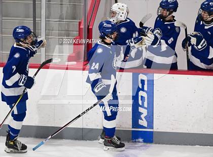 Thumbnail 2 in Darien @ Warde/Ludlowe photogallery.