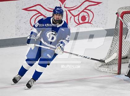Thumbnail 1 in Darien @ Warde/Ludlowe photogallery.