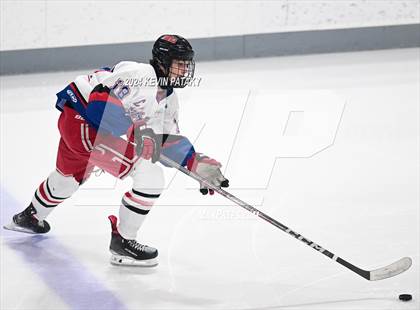 Thumbnail 3 in Darien @ Warde/Ludlowe photogallery.