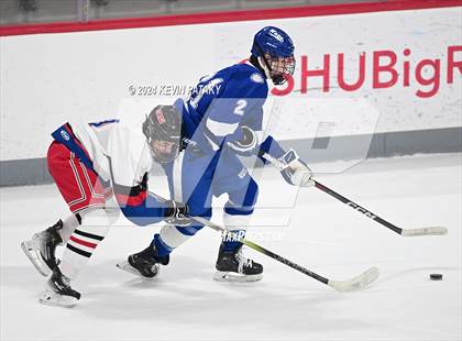 Thumbnail 3 in Darien @ Warde/Ludlowe photogallery.