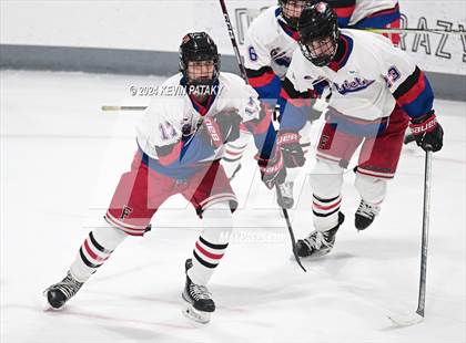 Thumbnail 3 in Darien @ Warde/Ludlowe photogallery.