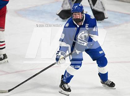 Thumbnail 3 in Darien @ Warde/Ludlowe photogallery.