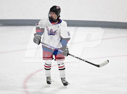 Thumbnail 1 in Darien @ Warde/Ludlowe photogallery.