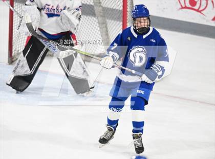Thumbnail 2 in Darien @ Warde/Ludlowe photogallery.