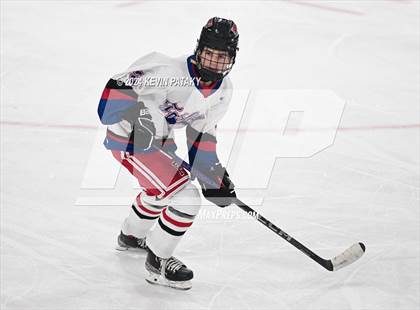 Thumbnail 1 in Darien @ Warde/Ludlowe photogallery.