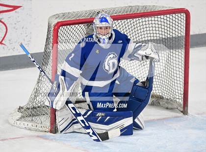 Thumbnail 3 in Darien @ Warde/Ludlowe photogallery.