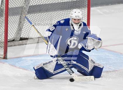 Thumbnail 2 in Darien @ Warde/Ludlowe photogallery.